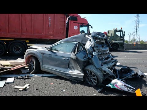 SPAVENTOSO INCIDENTE IN ITALIA: CI SONO MORTI E FERITI