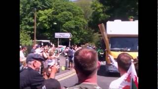 preview picture of video 'Olympic Torch passing through Treorchy and Cwmparc'