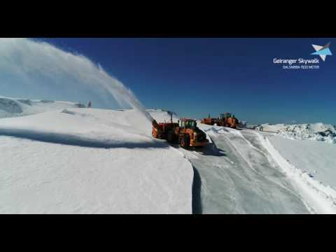 Geiranger Skywalk - Dalsnibba | removing snow from the road