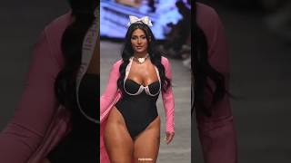 #swimming #swimsuit #beachwear #tiktok #trending #swimwear #bikini #weak#bikini #balenciaga