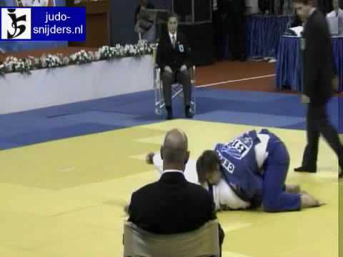 Judo 2009 Antalya: Larisa Ceric (BIH) - Emilie Andeol (FRA) [+78kg] bronze.