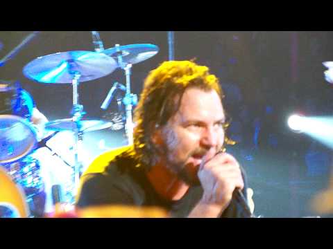 Pearl Jam 10.28.09 - Spectrum Philly 2 - Porch End