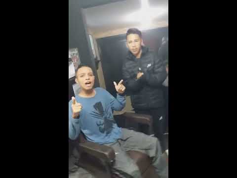 MC HJOTA E MC BOTO - MEDLEY NA BARBEARIA LOS PRIMOS 041