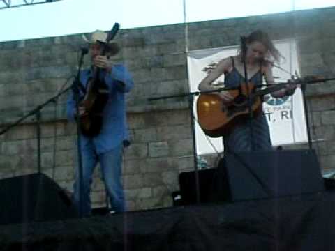 Gillian Welch "I Want to Sing That Rock and Roll" at Newport Folk Festival