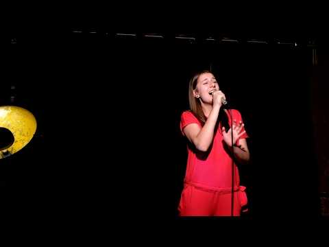 Studio Wokalne FEVER - Alicja Dziurdziak - Szaleć