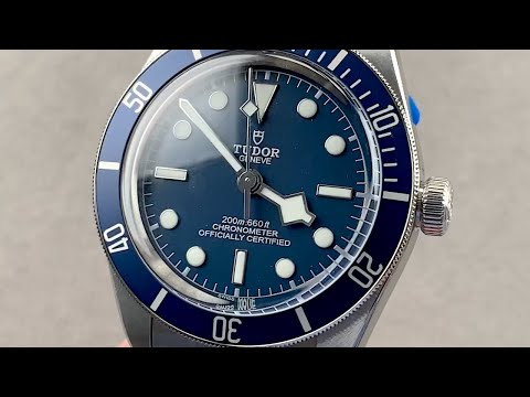Tudor Black Bay Fifty-Eight 79030B-0001 - 39mm Blue Dial Blue Bezel Hands on Review & Features