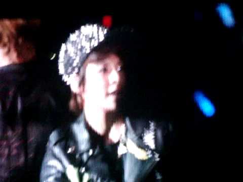 120922 SMTOWN IN INDONESIA KRIS AMBER KEY LIKE A G6 CUT 3