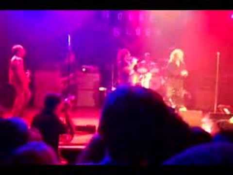 Pearl Jam and Robert Plant - Little Sister - better audio