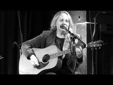 Mary Bragg - Hard Time