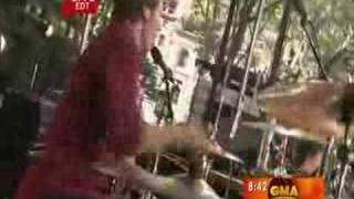 Counting Crows performing Hangin&#39; Tree on GMA on 5/22/2008