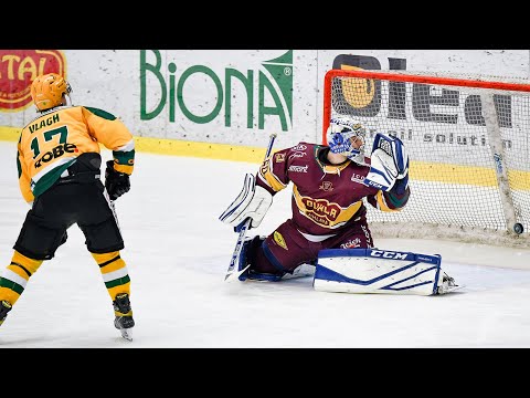 Nájezd Romana Vlacha v 1. utkání semifinále Jihlava - Vsetín