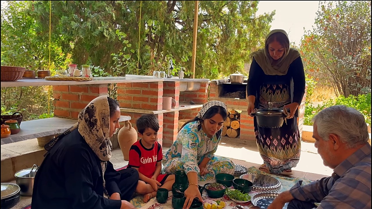 A Taste of Tradition: Crafting Authentic Iranian Plum Stew