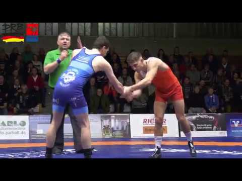 RINGEN BUNDESLIGA: ASV Schorndorf - SV Hallbergmoos 71 LL - Dawid Wolny vs. Andreas Walbrun
