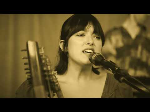 Romany + David Gilmour - Between Two Points (Right & Wrong Mix) - A Myleslandia Sound + Vision Mix!