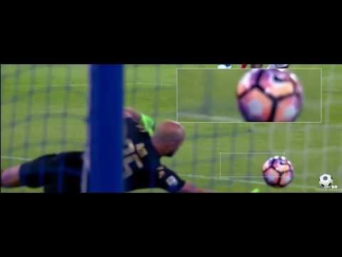 La grande parata di Reina su Ilicic in Napoli-Fiorentina (2° video)