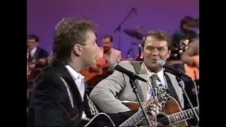 Steve Wariner and Glen Campbell Sing &quot;The Hand That Rocks the Cradle&quot;