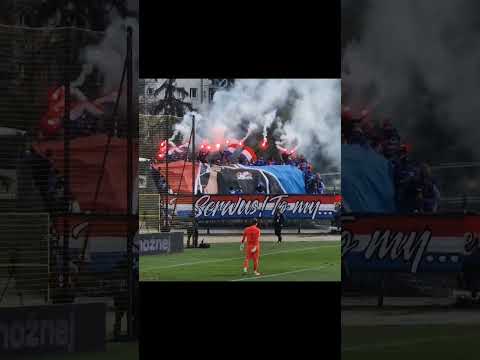 "Serwus! To my..." -  Wiecznie Młodzi z oprawą w Krakowie 🐯 #Podbeskidzie #Ultras #WiecznieMłodzi