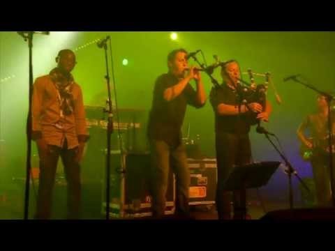 Sonerien DU - "Kanomp ha roulomp atao " -Festival Yaouank 2011