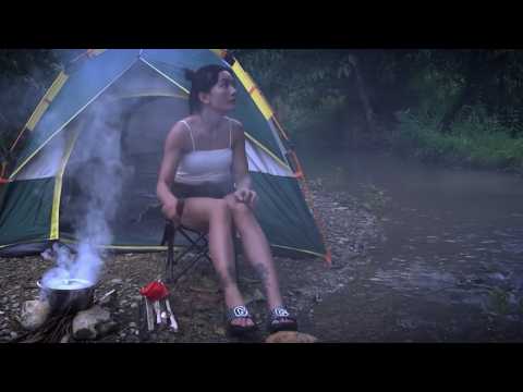 10 Creepy Videos of Campers