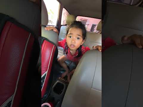 Pakai seat belt biar aman !!!