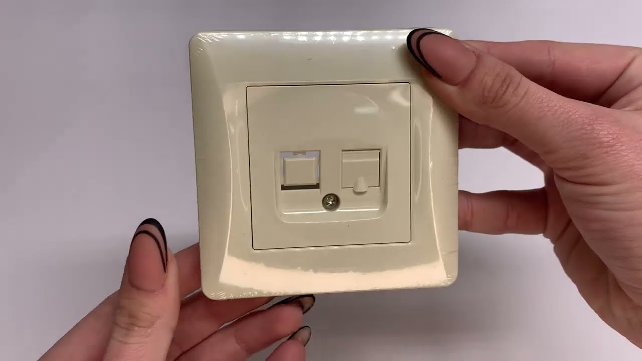 Розетка одинарная компьютерная RJ-45 CAT6 VIDEX Binera крем (VF-BNSK1PC6-CR)