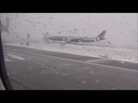 SCARY Takeoff during Blizzard on PHL