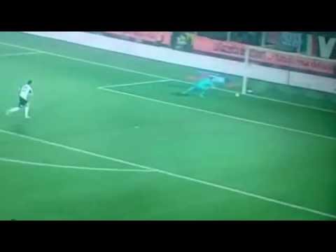 Goalkeeper (Neto) Epic Fail - Own GoaL (Savic.S) |Cesena Vs Fiorentina|