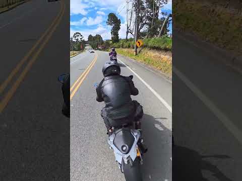 Si vieron que llevaba en la moto?... Ojalá no se haya asustado... #moteros #motos #bikers