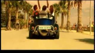 Руки вверх! - Эй, парни!