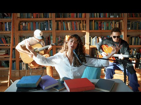 La Cassandra - Bailando (Live) NPR Tiny Desk
