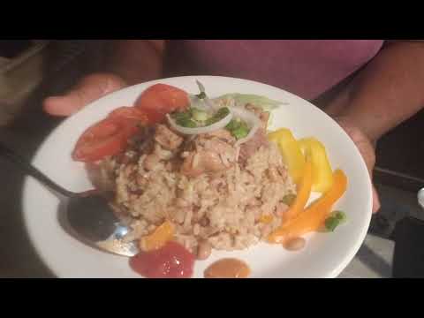 Tasty and 😋delicious guyanese 🇬🇾Cook up rice with beef chicken saltbeef pigtail 🇬🇾