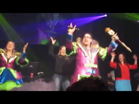 Nacht van Oilsjt Mjoezik 2016 - Nr.1: Dennis - Ne Kop Gelèk A Verken