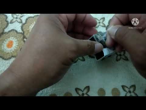 unboxing and tasting ulker napoliten dark chocolate