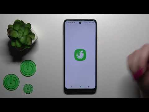 How to Install the iOS Keyboard on a MOTOROLA Moto E32s - Green Apple Keyboard App