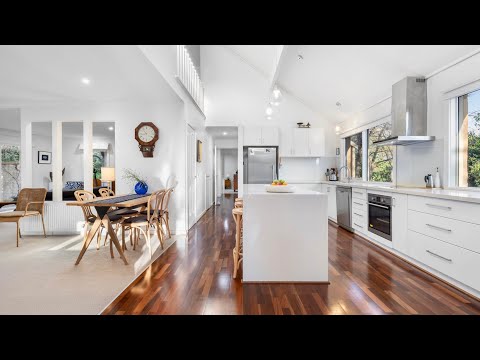 681 Mount Macedon Road, Mount Macedon, VIC 3441, 4房, 2浴, House