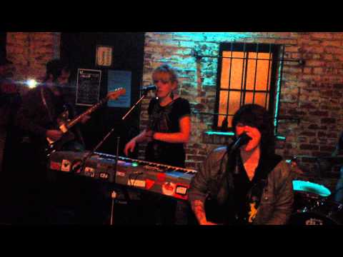 Maria Sweet Live at The Vault Martini Bar - With Time