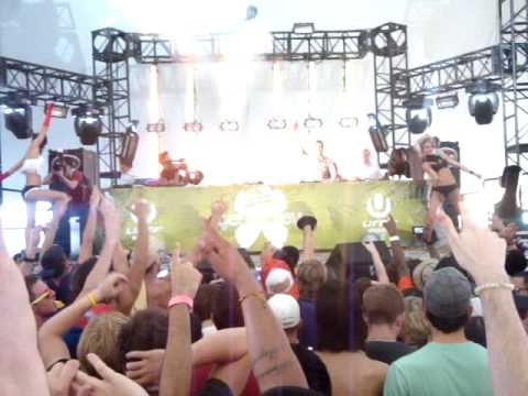 Oceanlab vs Gareth Emery - On A Metropolis Day