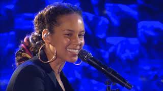 Alicia Keys - Speech / Feelin&#39; It - Jay Z Tribute