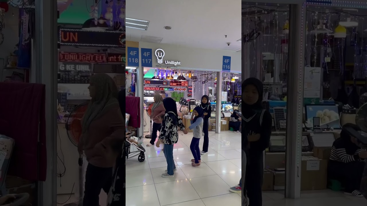 GM Klang Short Tour. Nothing much except clothing-snacks-little bit of electronics & outdoor