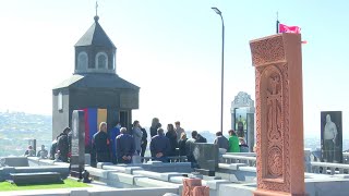 Աշտարակի գերեզմանատանը մատուռ է կանգնեցվել 44-օրյա պատերազմի զոհերի հիշատակին
