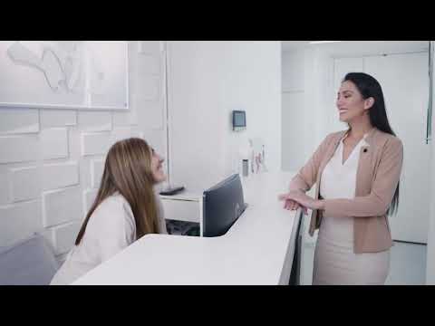 "Sonríe sin límites: Clínica Implantes Dentales Ecuador"