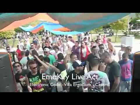 EmoKey live act