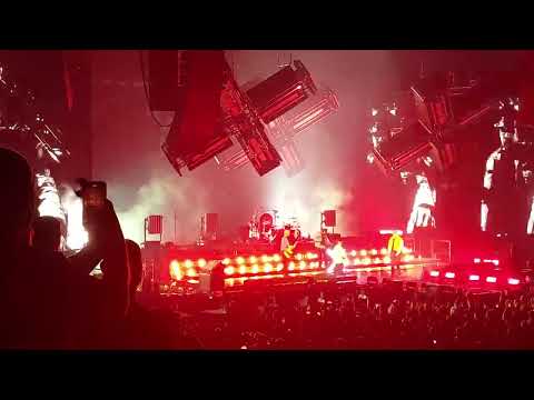 Electric Callboy- Hurrikane- DJ Electric Bass Boy-All the small things- Let the bodys Hit The Floor 