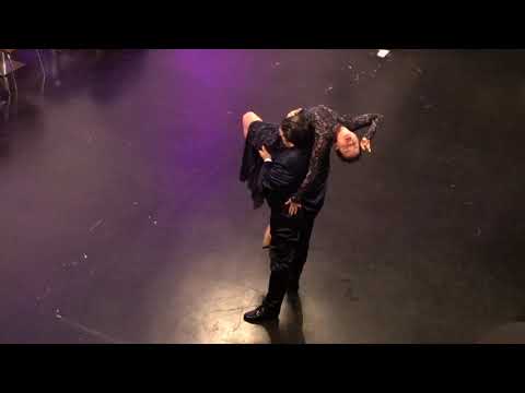 Tango: Ojos Negros. Bailando con Mariano Galeano en Hannut.