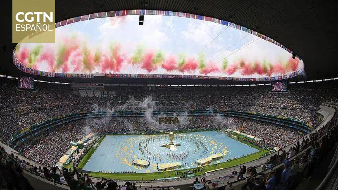 La fiesta del fútbol ha dado comienzo en la catedral del fútbol mundial: el estadio Azteca