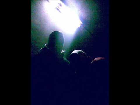 WLW - W ostateczności ft Jarzek (Elwuo)