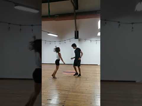 Camila Alves & Enrique Matos - Camarão no Oriente