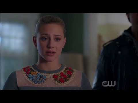 Riverdale 2x17 - The Serpents help Betty and Alice kicks out Chic from the Cooper house