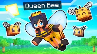 Playing Minecraft As The QUEEN BEE!