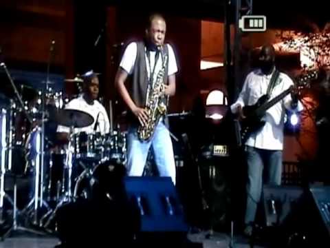 BK Jackson performs "Every Little Step" @ 2012 Jacksonville Jazz Festival